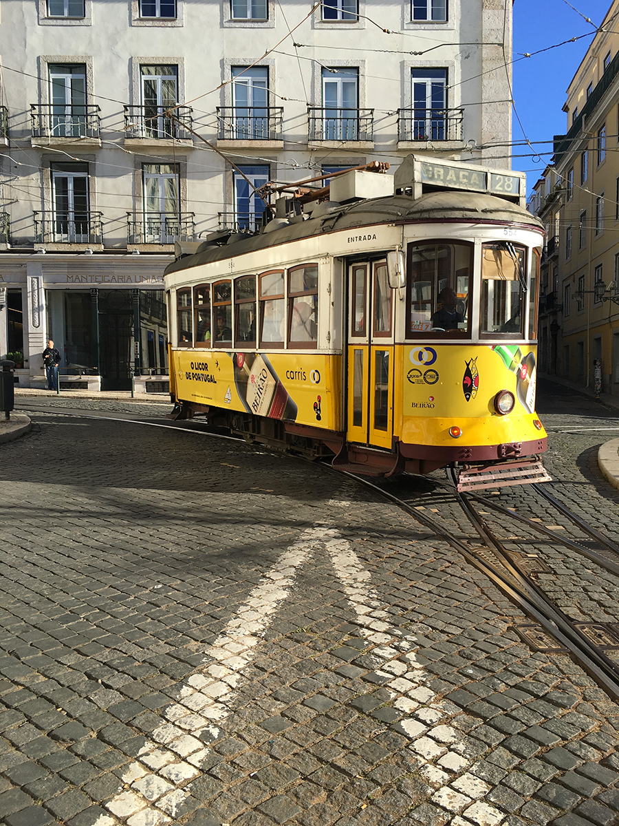 Tram 28 a Lisbona.