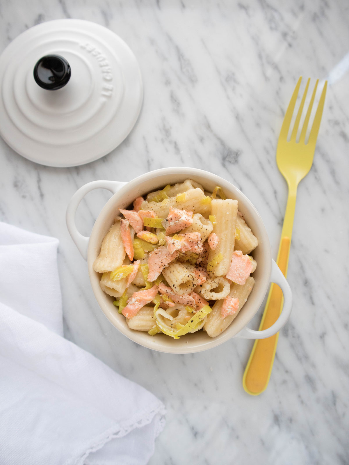 Maccheroni porri e salmone - Pasta Maker