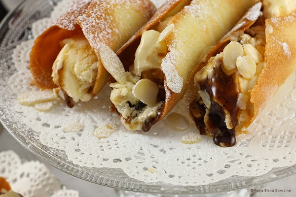 Se questo è un uovo - Cannoli croccanti con gelato al caffè_02