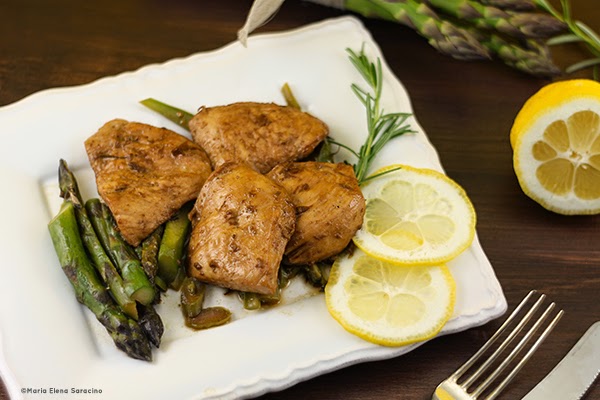 Se questo è un uovo - Petto di pollo con salsa di soia asparagi e rosmarino